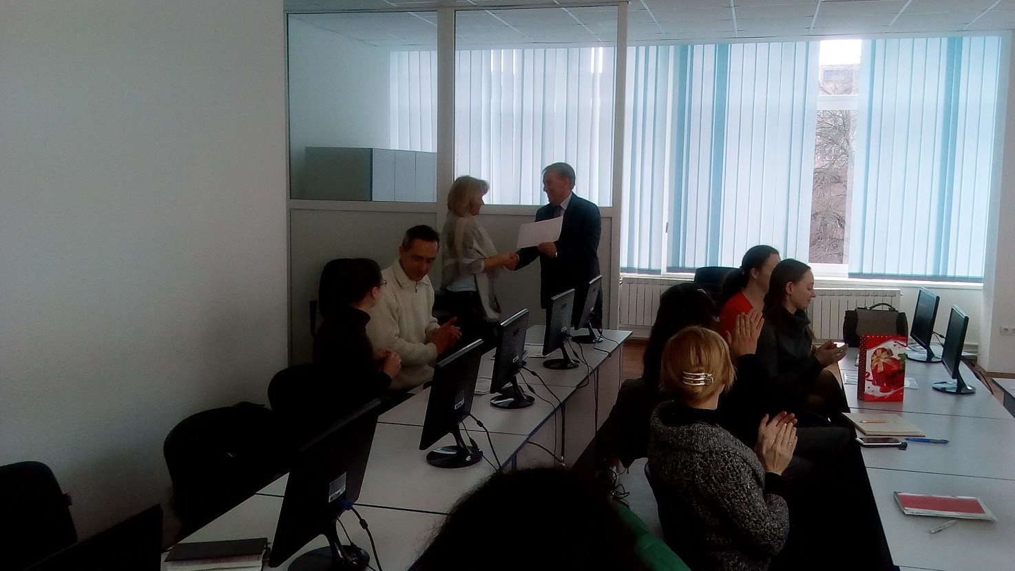 vrychennya sertifikativ